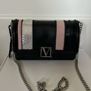 Hey, Victoria’s Secret purse